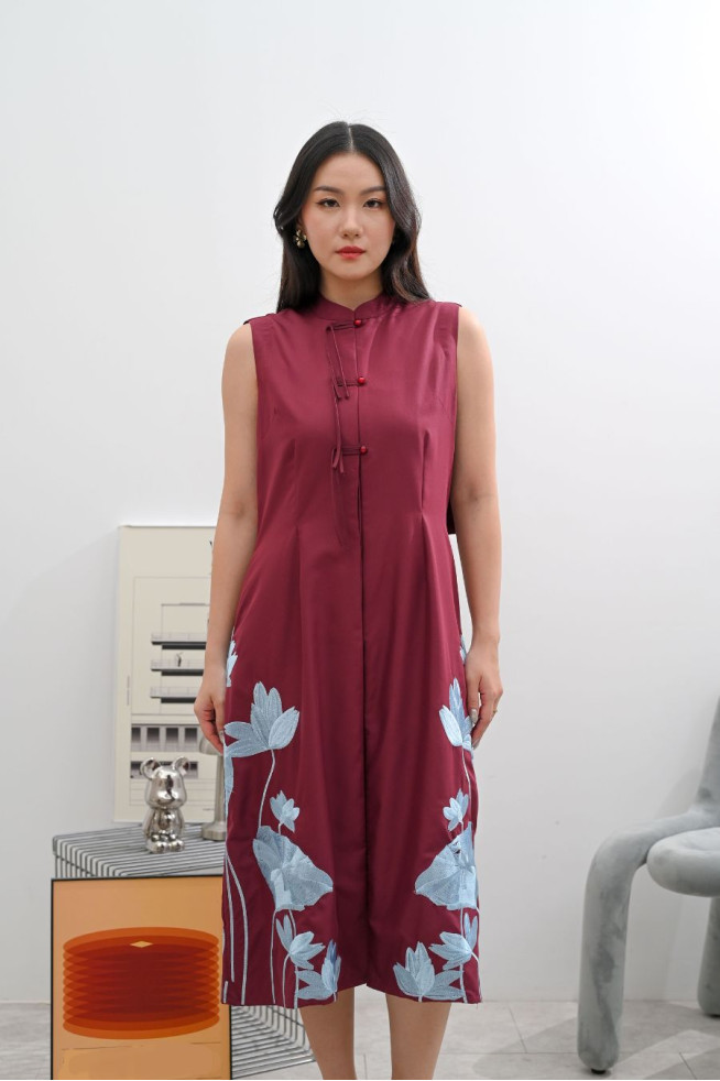 LIAN HUA DRESS - EMBROIDERY