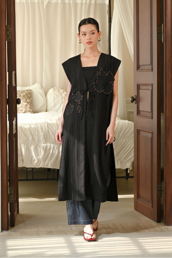 AZALEA VEST - BLACK